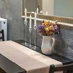 Deluxe Central Elizabeth Apartment Next To New York Cafe